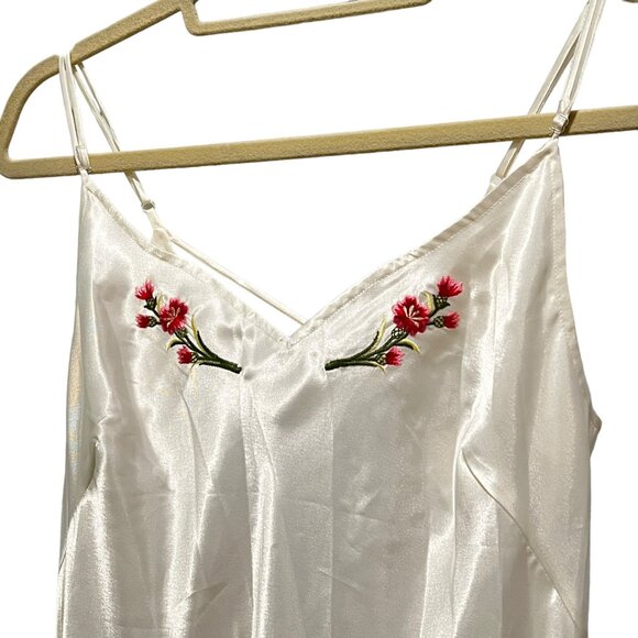 Vintage Victoria's Secret Peignoir 1980s Embroidered Nightgown & Robe Set P/S NW - Picture 15 of 16